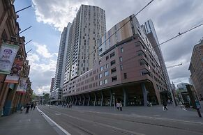 New 2 Bedroom Darling Harbor Apartment