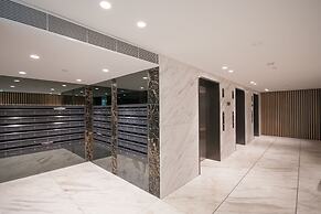 Modern 2 Bedroom Potts Point Apartment