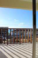 Rezz Aparthotel
