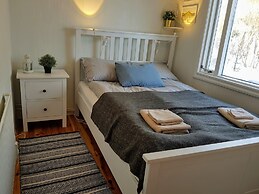 Eyja Mörk & Bubble Bedroom