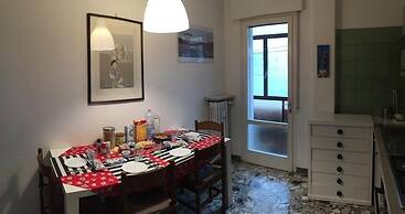 PANG'S GUESTHOUSE