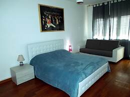 PANG'S GUESTHOUSE