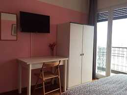 PANG'S GUESTHOUSE