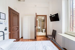 Rooms Piramide