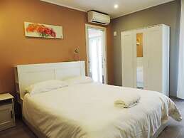 Pretty Tiburtina Room