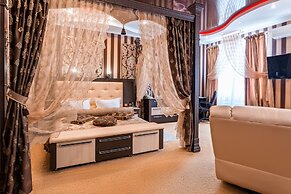 Chocolate Hotel