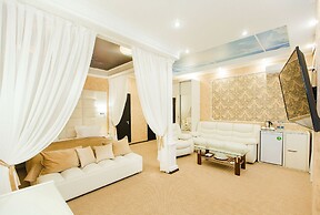Chocolate Hotel