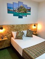 Traveler Hostel