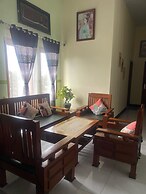Mas Dylan Homestay