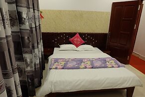 Tuan Tu Hotel
