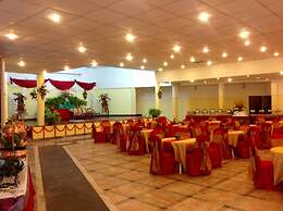 Central Palms Hotel
