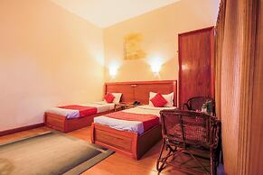 Central Palms Hotel