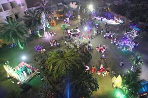 Central Palms Hotel