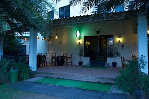 Central Palms Hotel