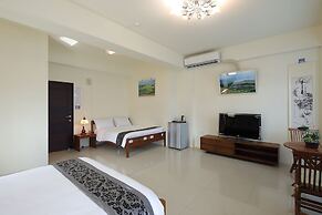 Yuli Rainbow Bridge Homestay