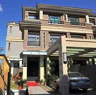 Yuli Rainbow Bridge Homestay