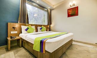 Treebo Mall View, DLF Phase II