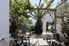 Albatros Club Mykonos