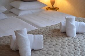 Leopold Boutique Hotel