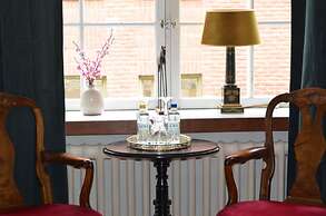 Leopold Boutique Hotel