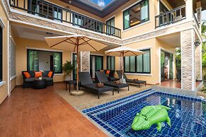 Bright Luxury Villa W Garden Pool & Sauna