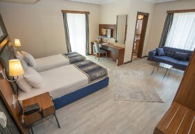 The Bostanci Hotel