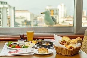The Bostanci Hotel