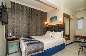 The Bostanci Hotel