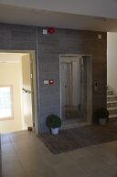 Arman Hotel Suites