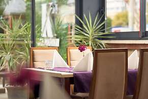 Kaila City Hotel
