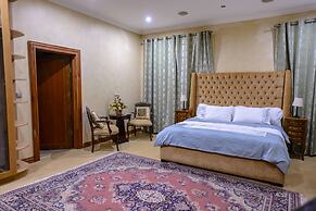Equestrian Royal Boutique Hotel & Spa