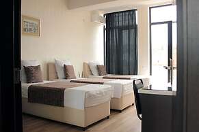 Oriental Hotel