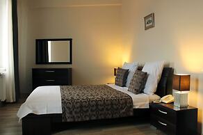 Oriental Hotel