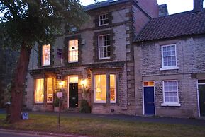 Cawthorne House
