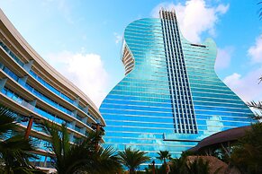 The Oasis Tower at Seminole Hard Rock