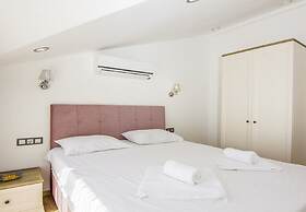 Tala Villa 14
