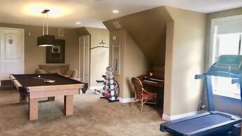 Cedar Manor Bed and Breakfast
