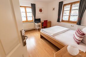 Ammergau Lodge