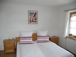 Ammergau Lodge