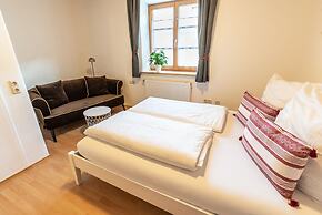 Ammergau Lodge