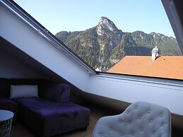Ammergau Lodge