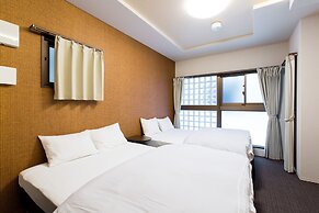RAKU Hotel