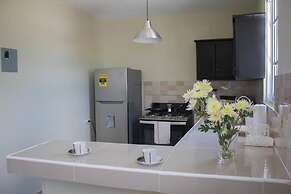Lovely 2 Bedroom Apartment