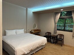 Breeze Homestay