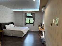 Breeze Homestay