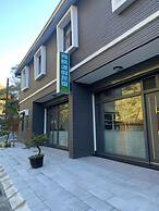 Breeze Homestay