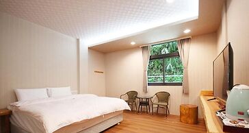 Breeze Homestay