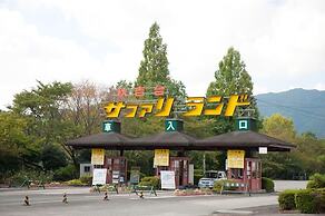 Trip Base Coconeel - Hostel