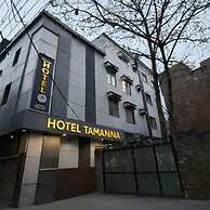 Hotel Tamanna - 50 Meter from Golden Temple