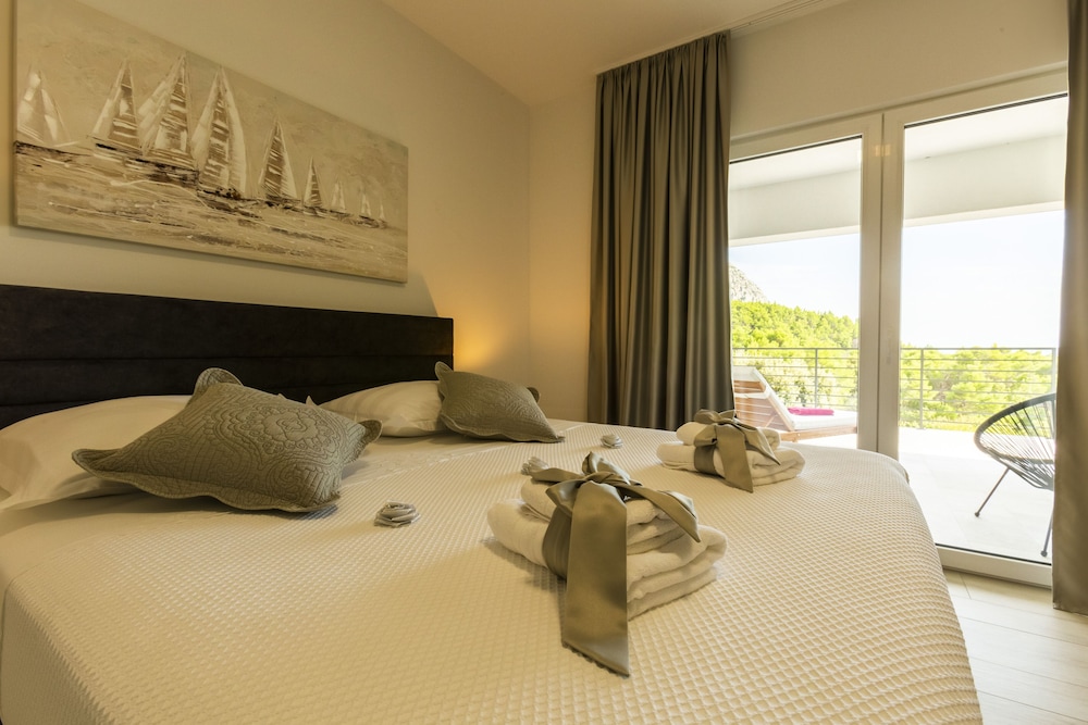 Villa Romance